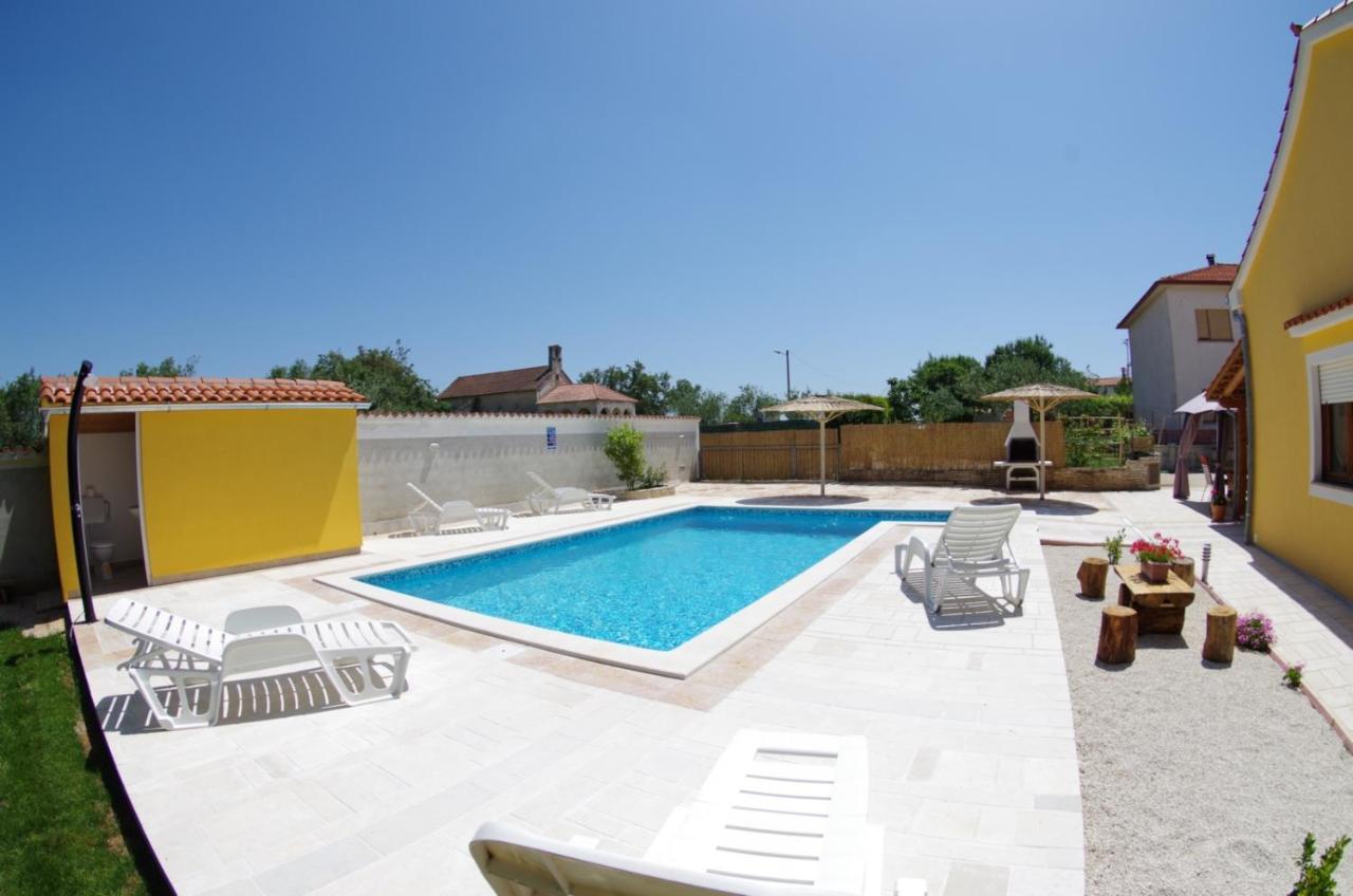 House Oliva, Sveti Kirin Villa Svetvinčenat Екстериор снимка