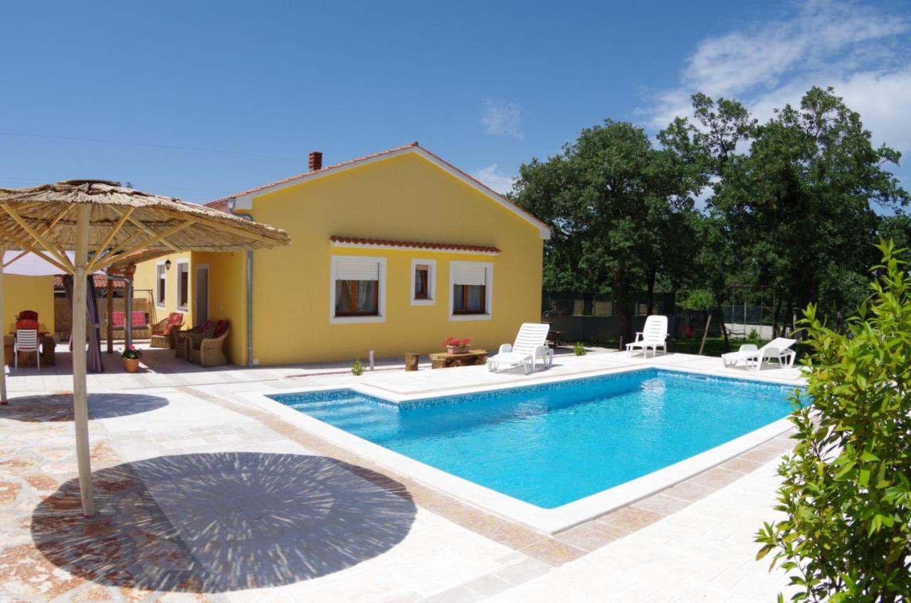 House Oliva, Sveti Kirin Villa Svetvinčenat Екстериор снимка