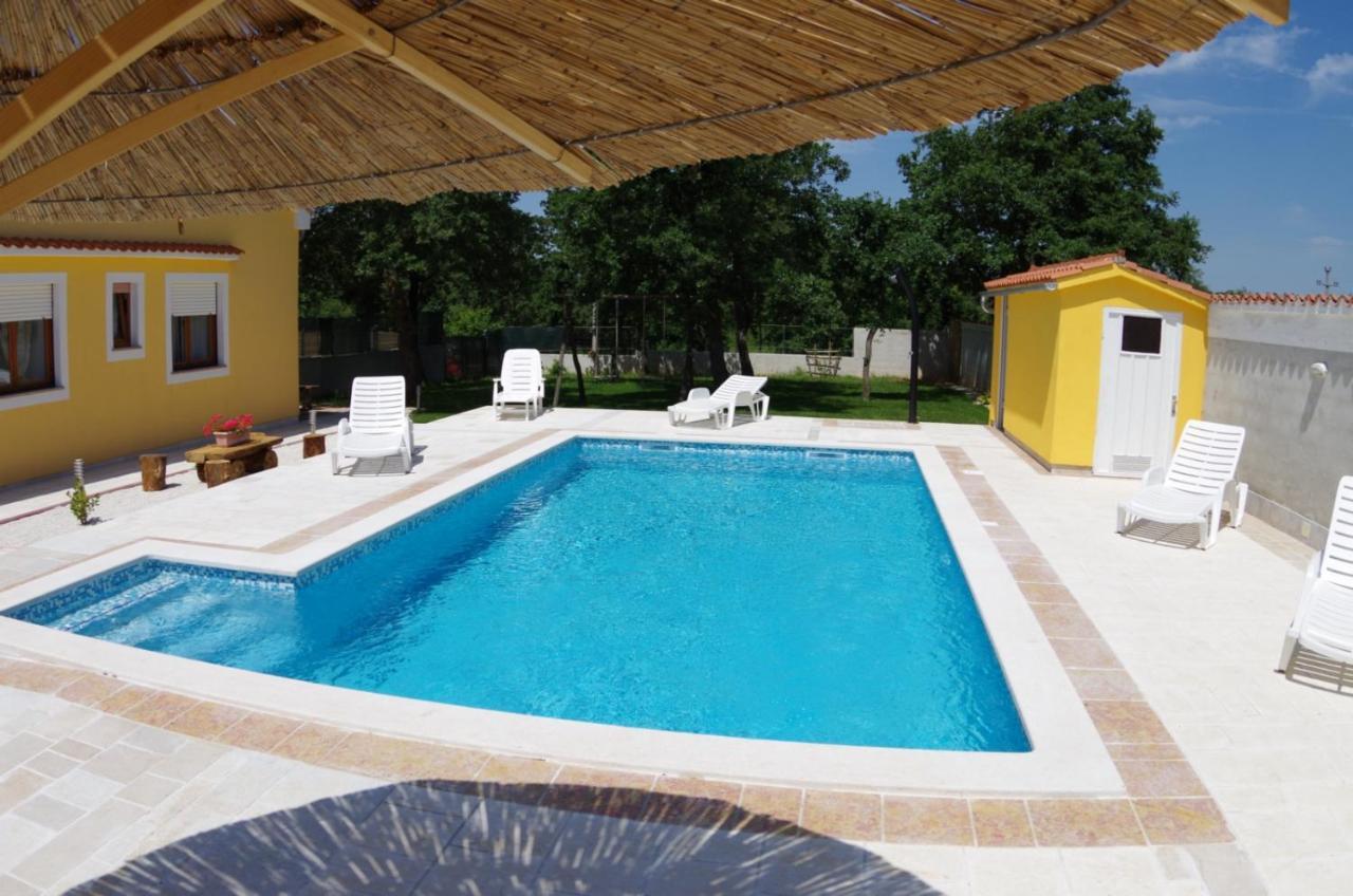 House Oliva, Sveti Kirin Villa Svetvinčenat Екстериор снимка