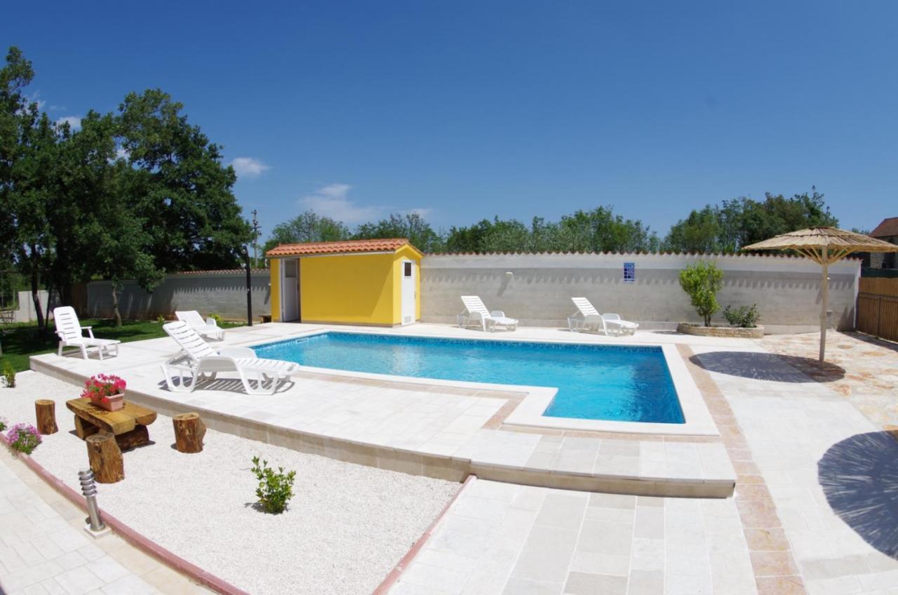 House Oliva, Sveti Kirin Villa Svetvinčenat Екстериор снимка