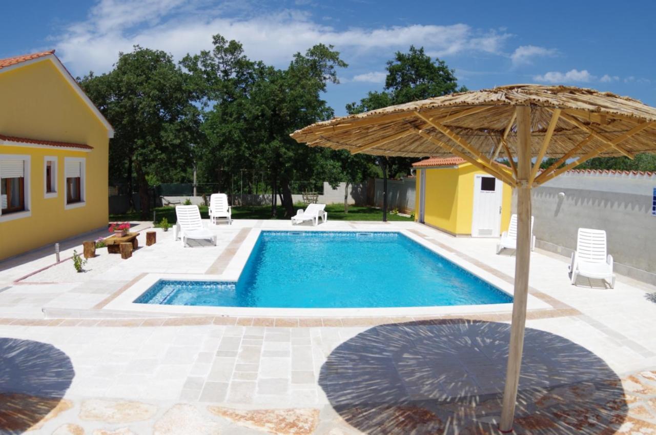 House Oliva, Sveti Kirin Villa Svetvinčenat Екстериор снимка