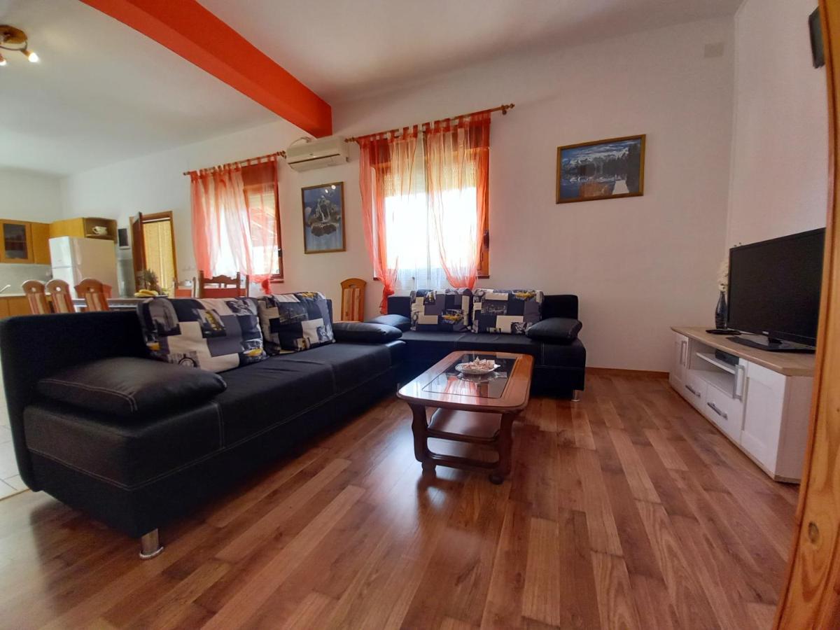 House Oliva, Sveti Kirin Villa Svetvinčenat Екстериор снимка
